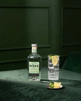 Hõbe Mild 🌿Exceptionally soft, refined with botanical distillate and iris root for a perfectly smooth finish. For those special moments.