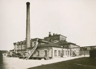 25 September 1898 marked the founding of Liviko (back then - Kroonu Viinaladu No. 1 or State Vodka Warehouse No. 1). The facility is still in use today with our entire production taking place in the historical complex.